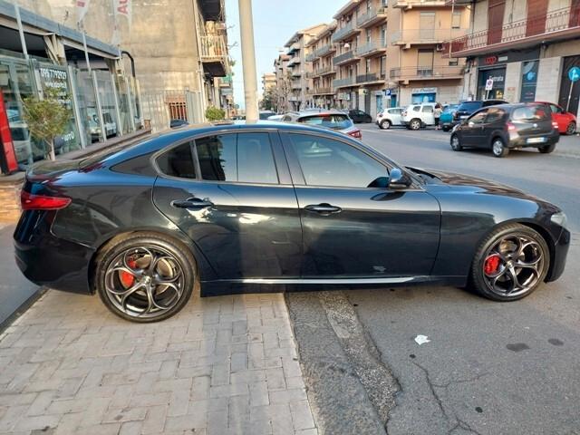 Alfa Romeo Giulia 2.2 Turbodiesel 150 CV AT8