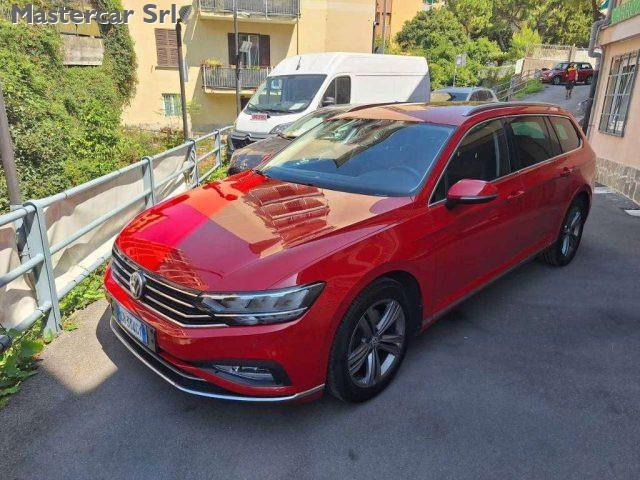 VOLKSWAGEN Passat Variant Passat VIII Variant 2.0 tdi Executive 150cv dsg -