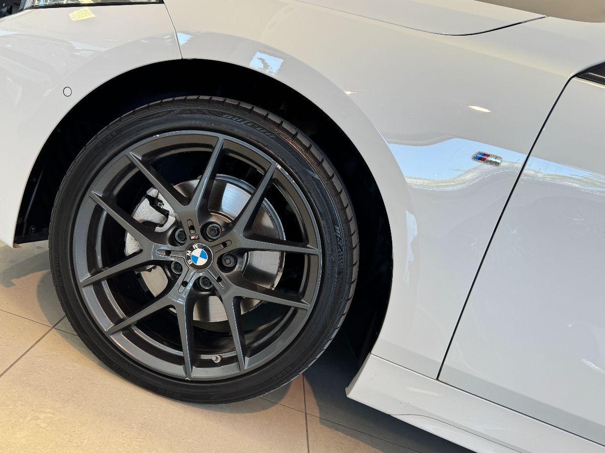 BMW Serie 1 118d M Sport Black Cromo Solo 90.000km