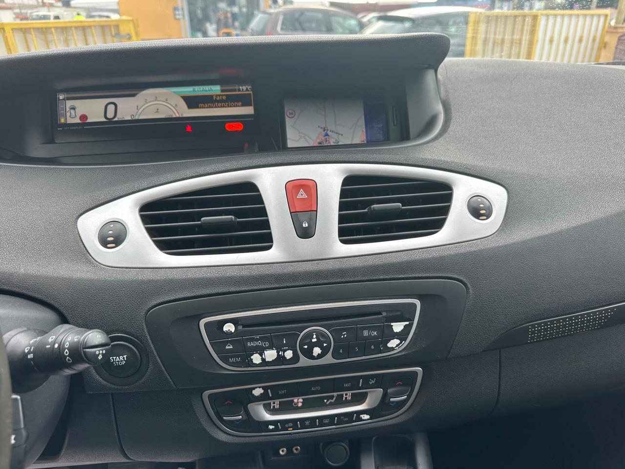 Renault Scénic 1.5 dCi 110CV Dynamique 7 POSTI
