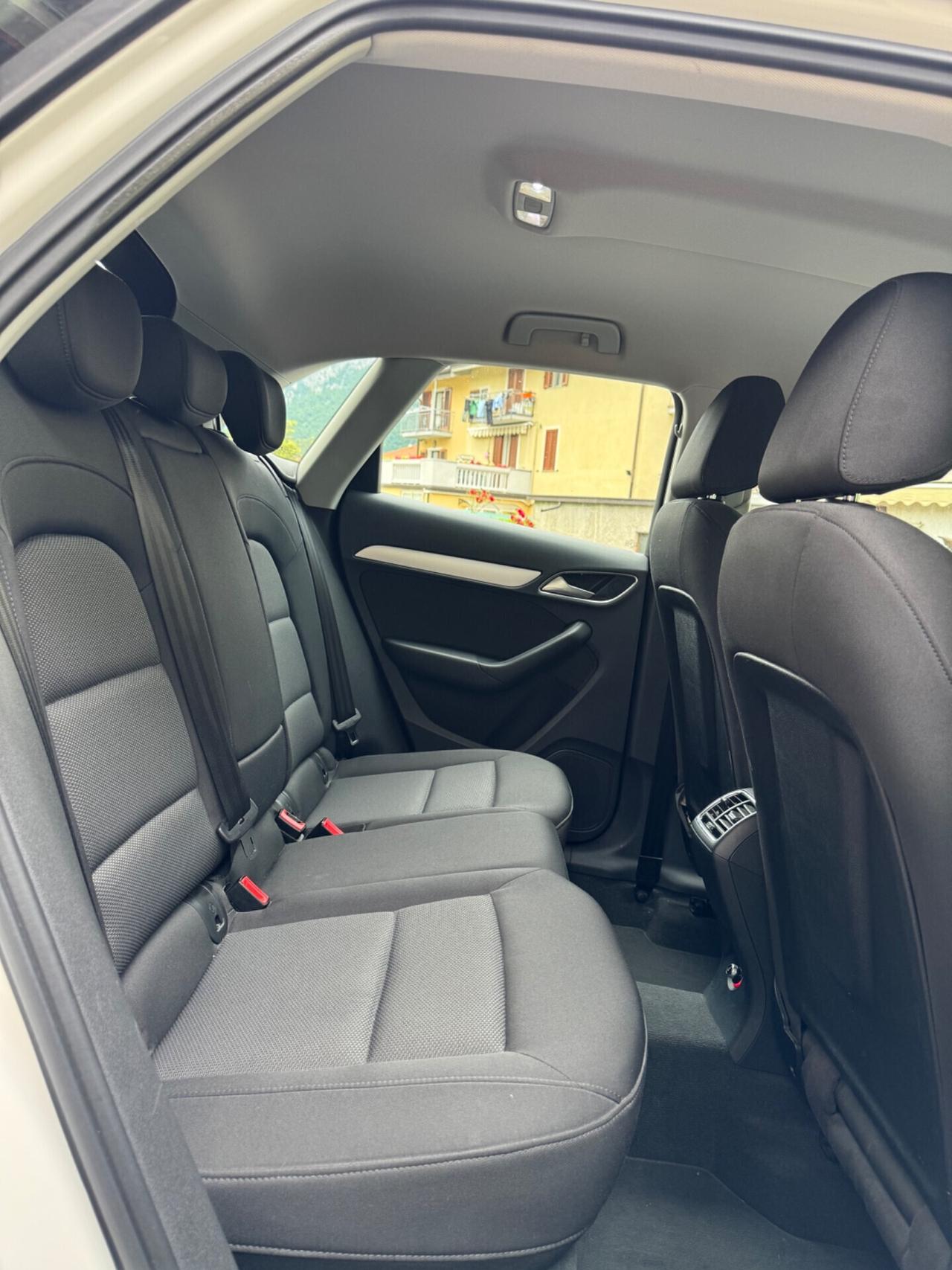 Audi Q3 2.0 TDI 150 CV Sport