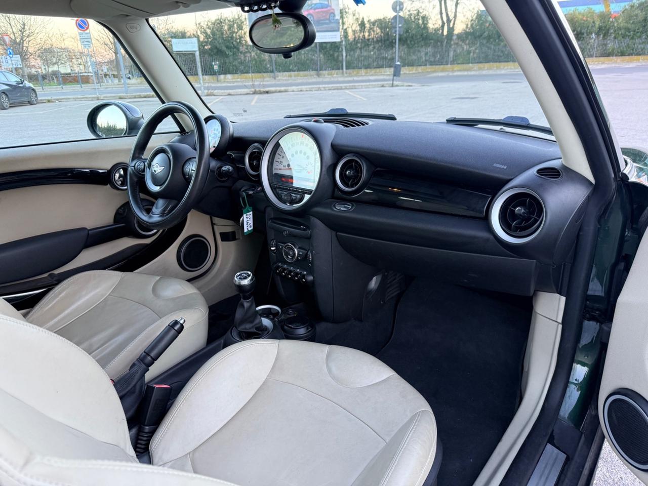 Mini Cooper Clubman 1.6 full optional