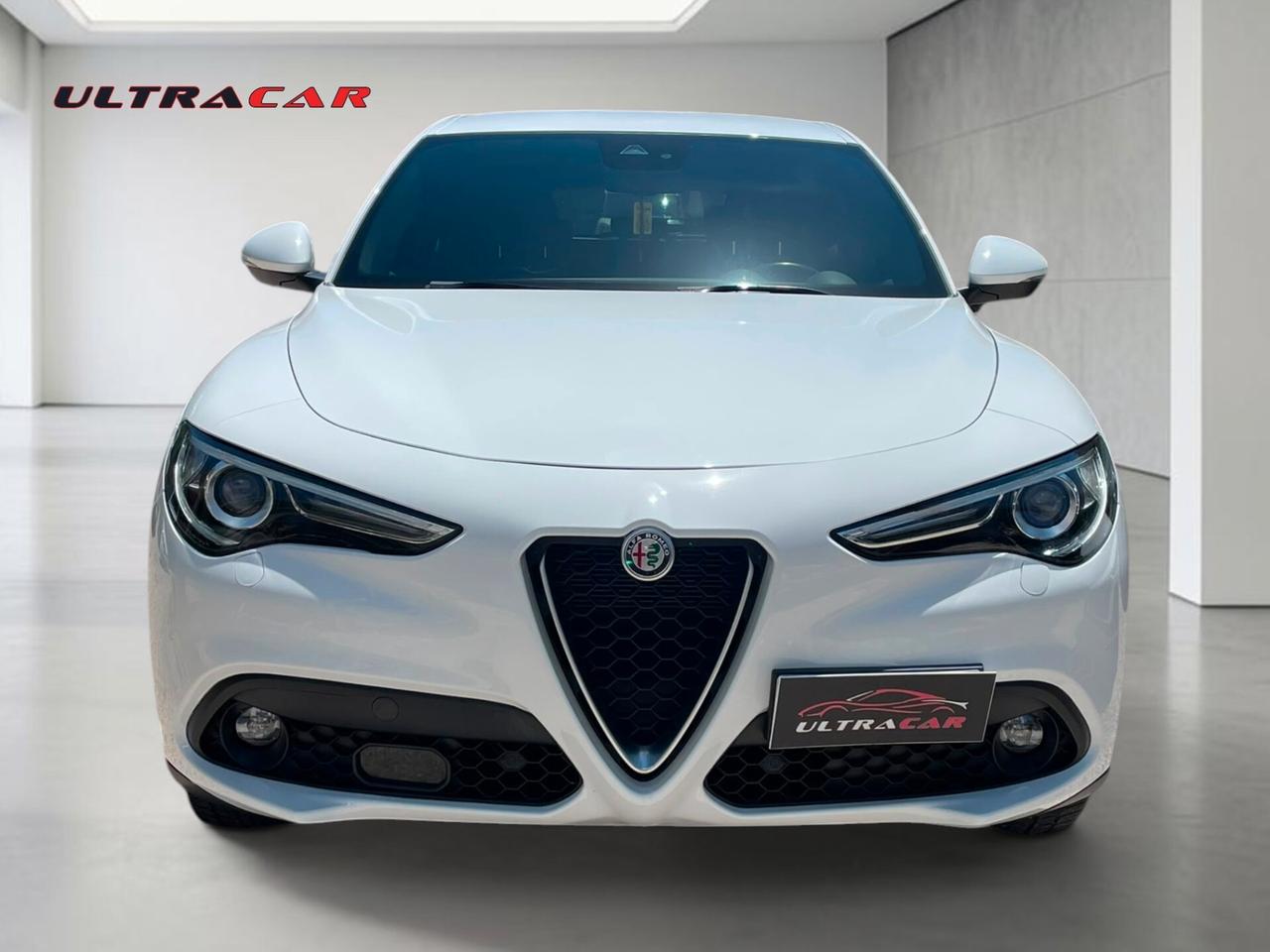 Alfa Romeo Stelvio 2.2 Turbodiesel 190 CV AT8 Q4 Business