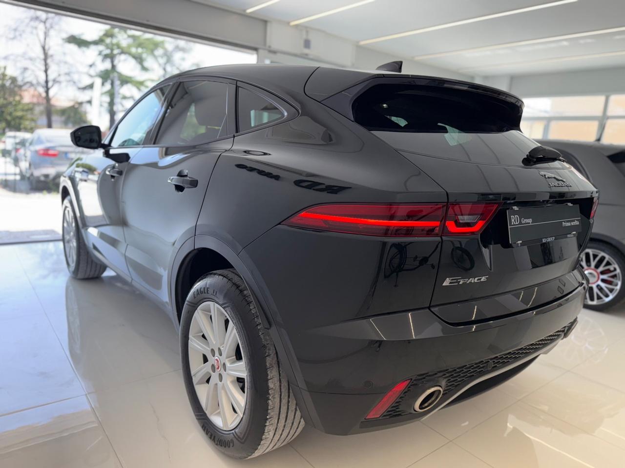 Jaguar E-Pace 2.0d i4 R-Dynamic S awd 180cv automatica 1 proprietario