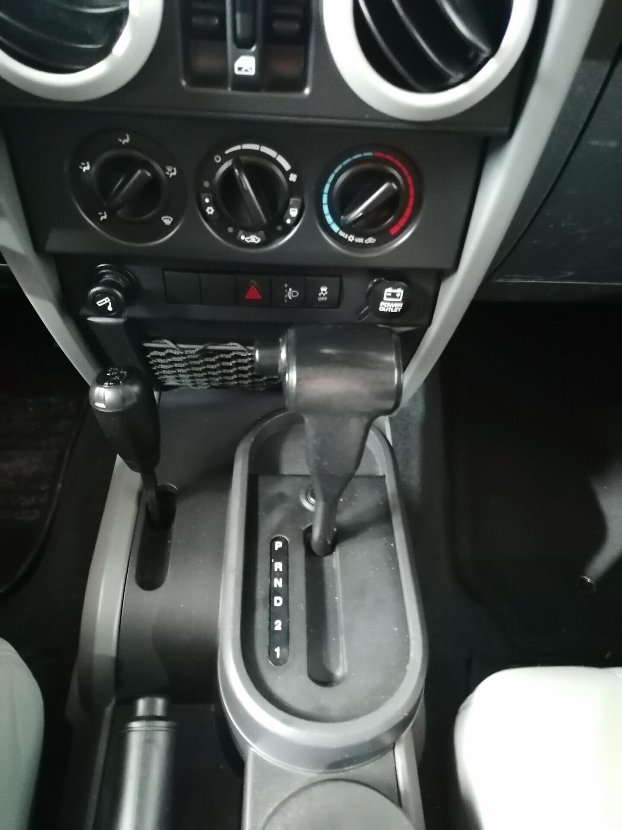 Jeep Wrangler 2.8 CRD DPF Sahara