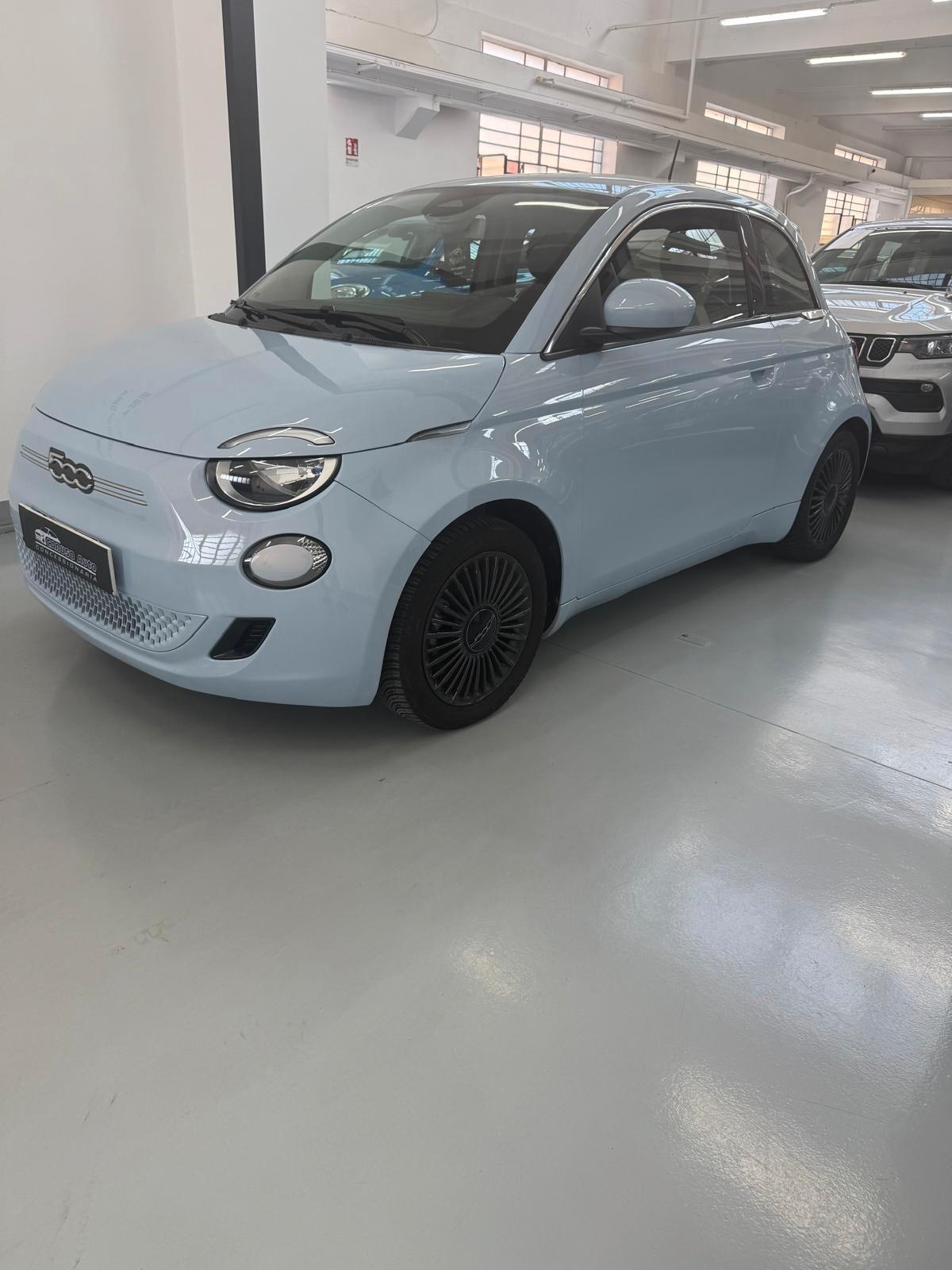 Fiat 500 500e Berlina 42 kWh Icon