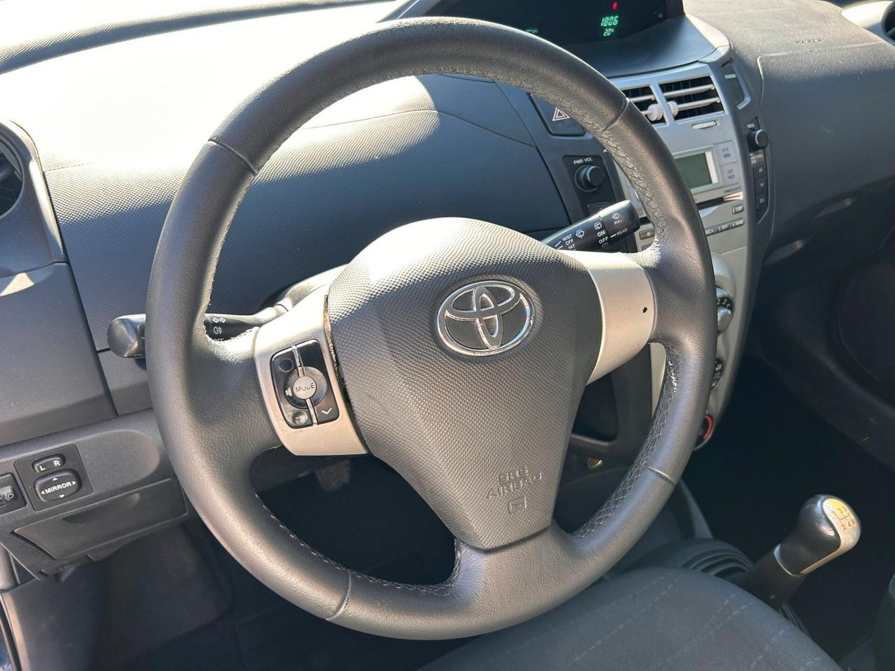 Toyota Yaris 1.0 3 porte