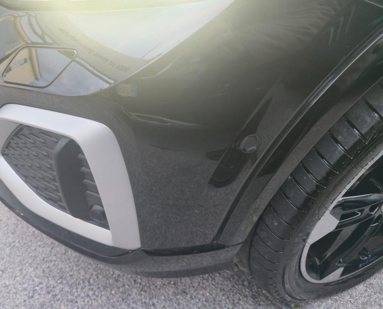 Audi Q2 1.0 TFSI Business Advanced