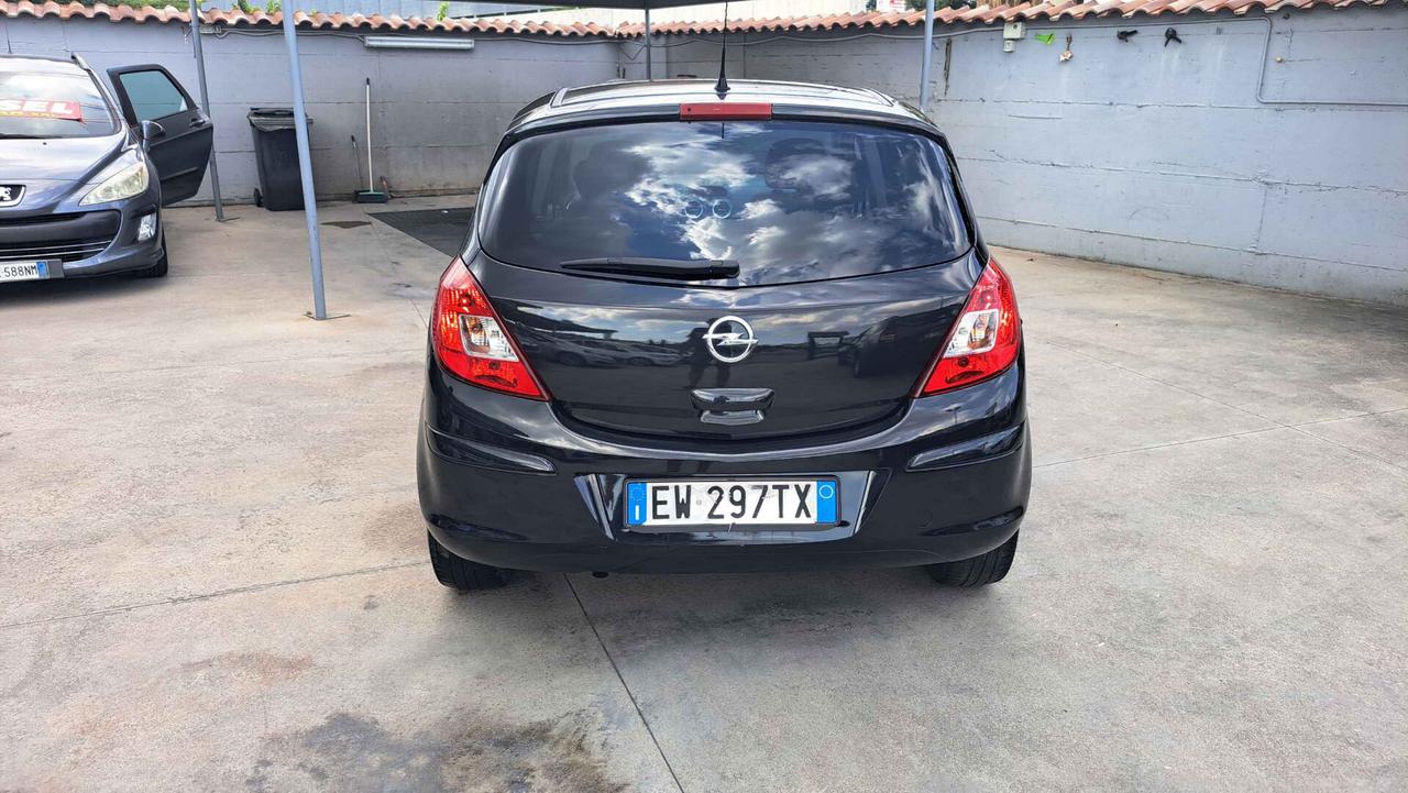 Opel Corsa 1.2 Benzina 86Cv 5 porte Sport