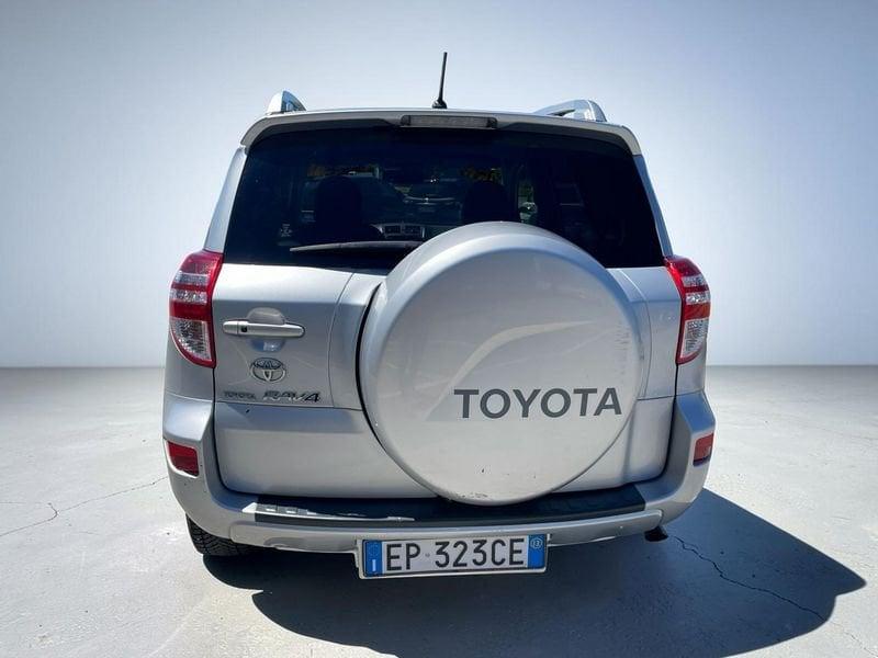 Toyota RAV4 2.2 D-4D 150cv 4 X 4 PREZZO VERO