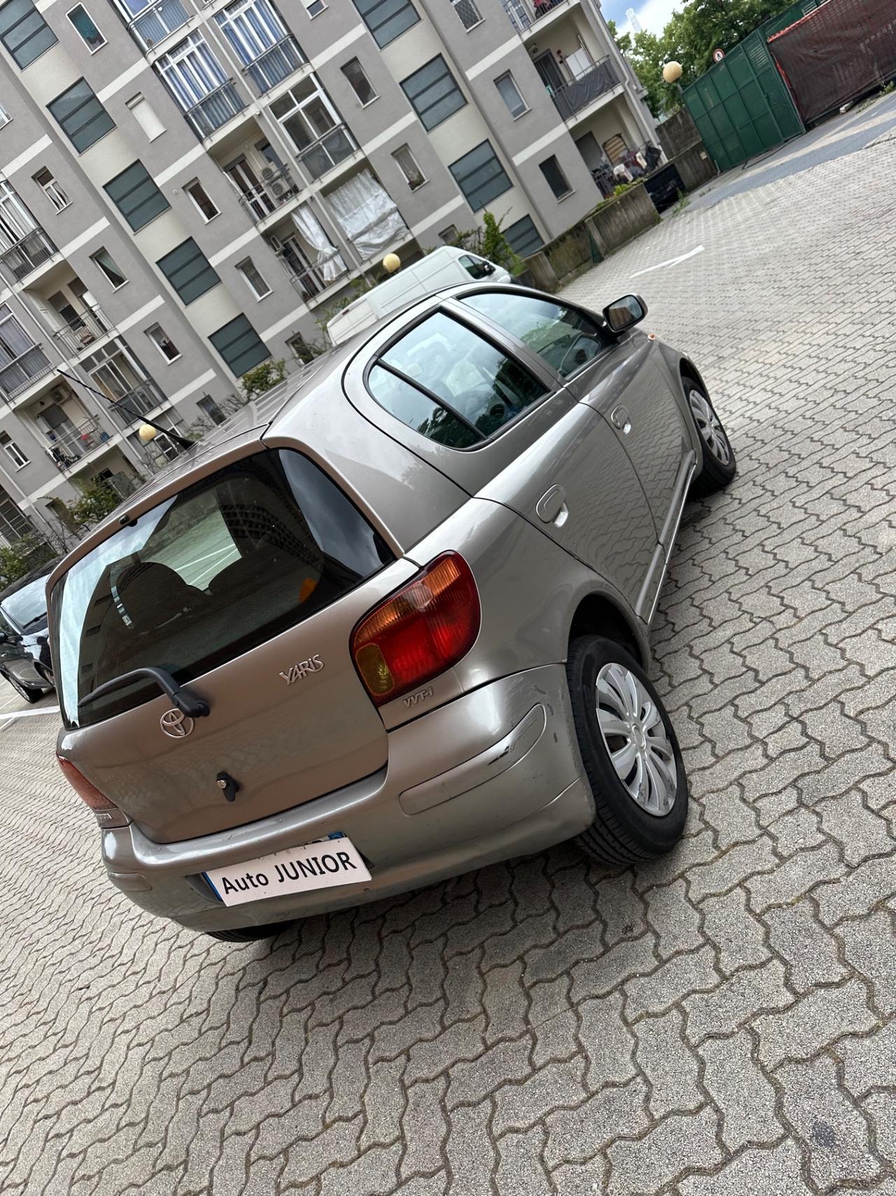 Toyota Yaris 1.0i 16V cat 5 porte Expo Clima