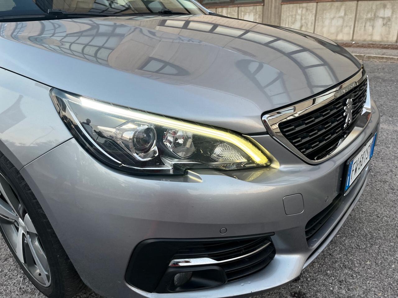 Peugeot 308 BlueHDi 130 S&S Allure