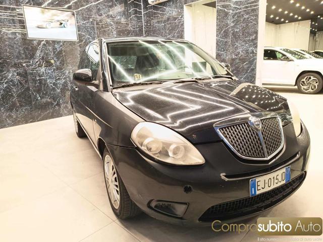 LANCIA Ypsilon 1.2 69 CV Unyca