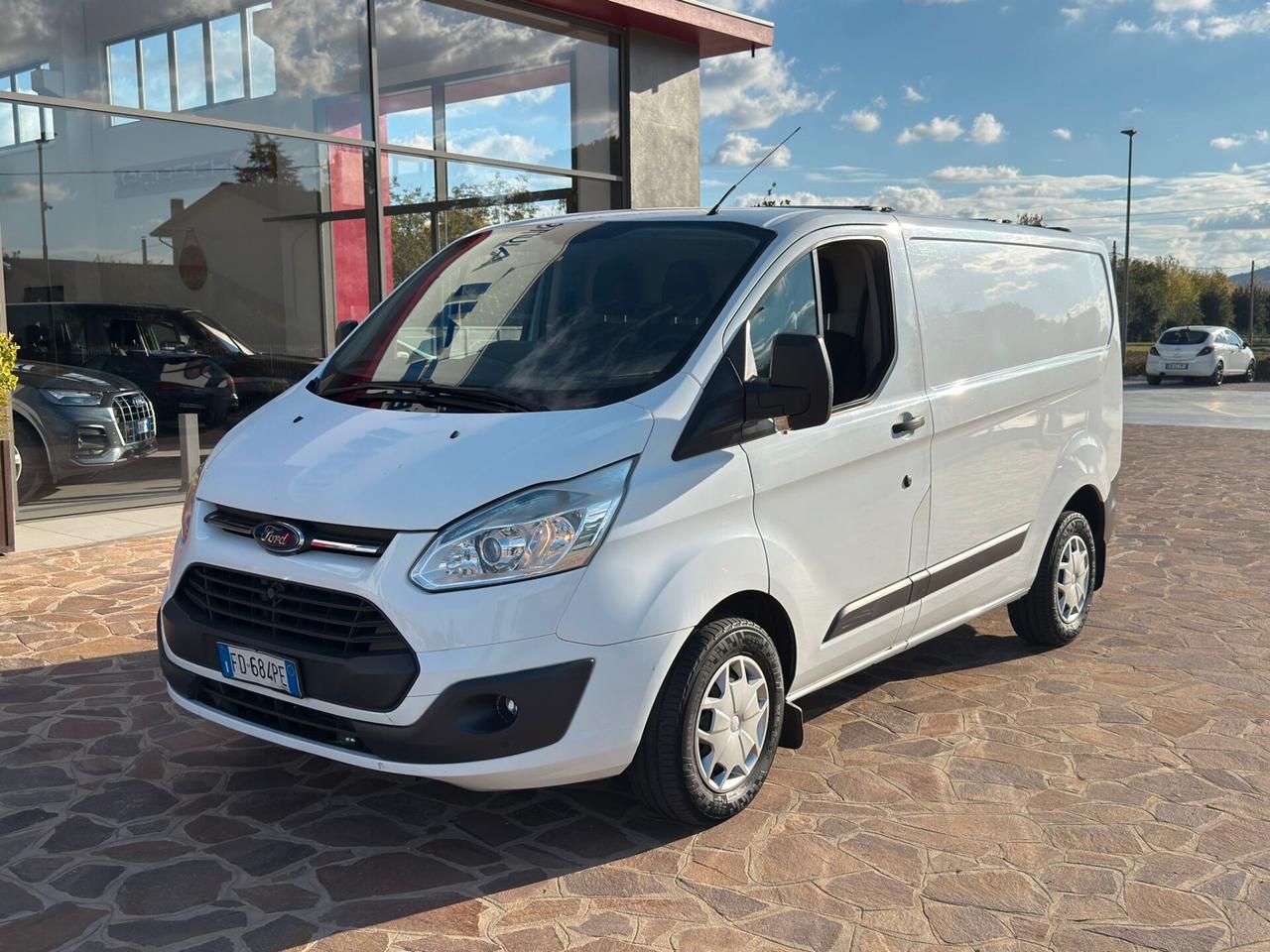 Ford Transit Custom 2.2 TDCi - 3 posti