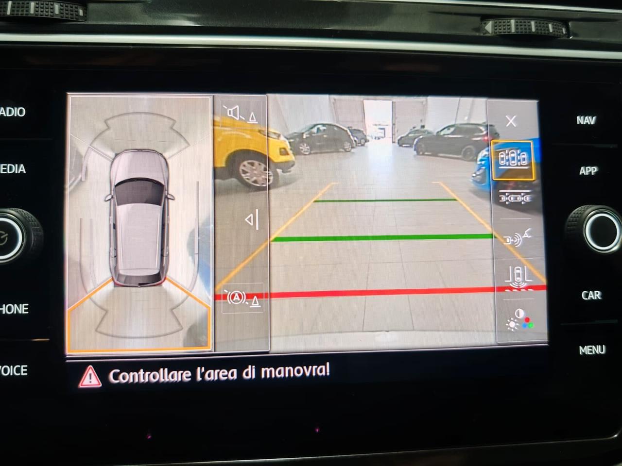 Volkswagen Tiguan 2.0 TDI SCR DSG 4MOTION R-LINE