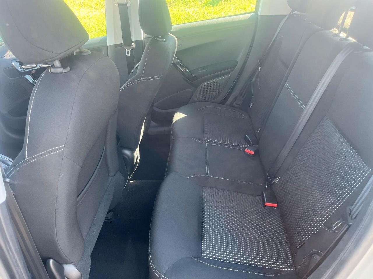 Peugeot 208 BlueHDi 75 5 porte Allure