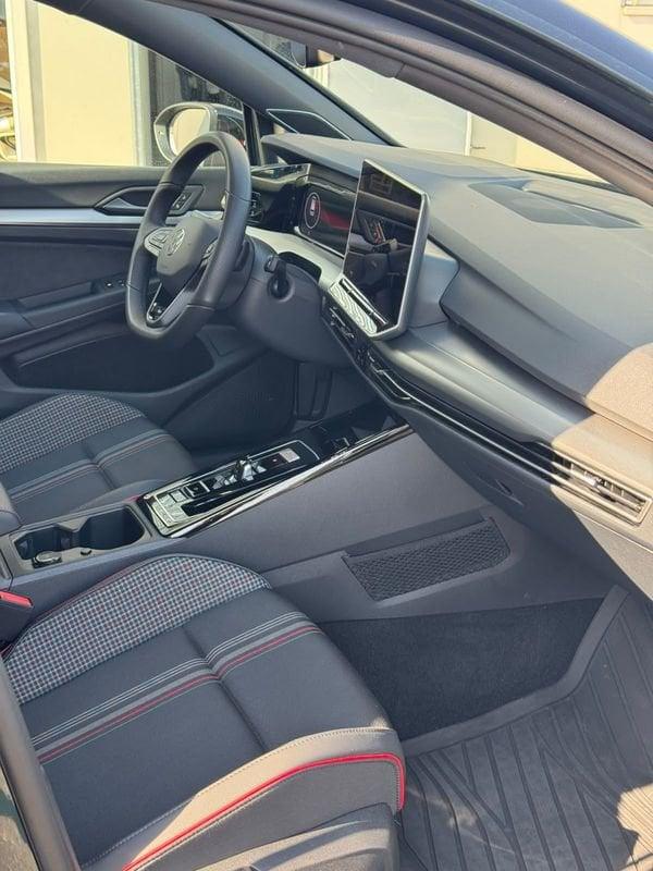 Volkswagen Golf 2.0 TSI GTI Edition 50 DSG