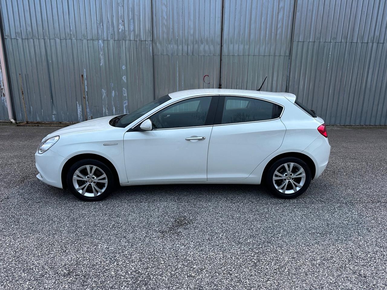 Alfa Romeo Giulietta 2.0 JTDm Distinctive…Km certif…