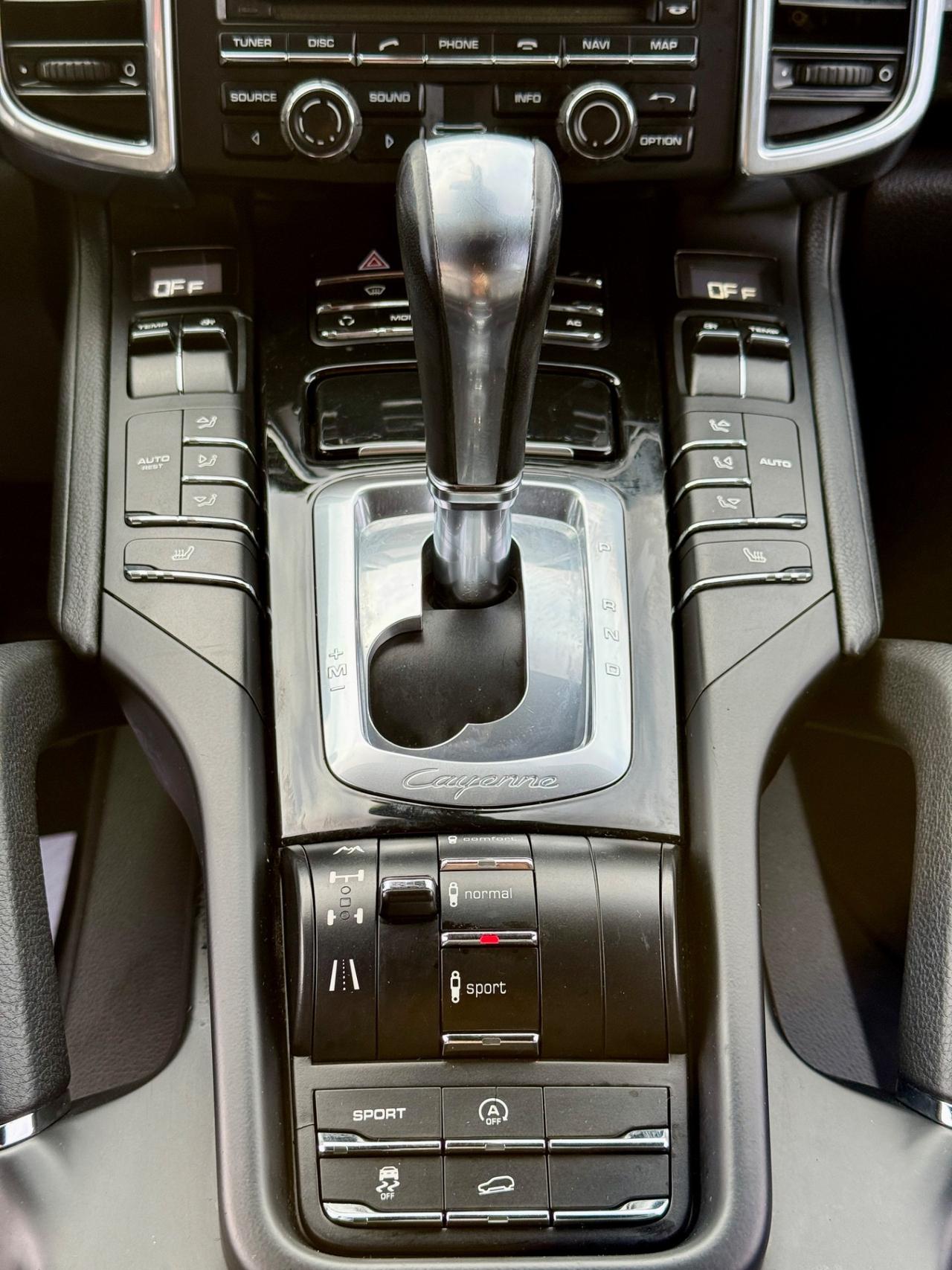 Porsche Cayenne 3.0 Diesel V6 SERVICE PORSCHE