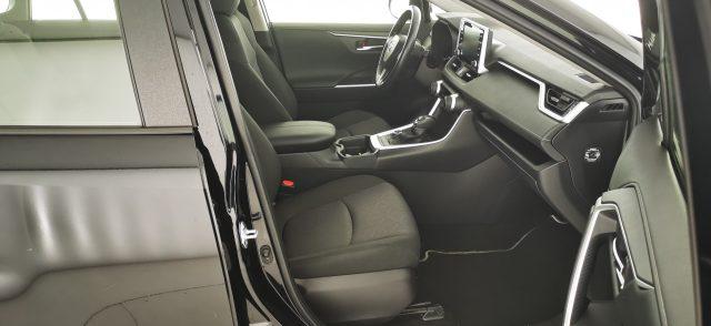 TOYOTA RAV 4 MY23 RAV4 2.5 HV (222CV) E-CVT AWD-i Business