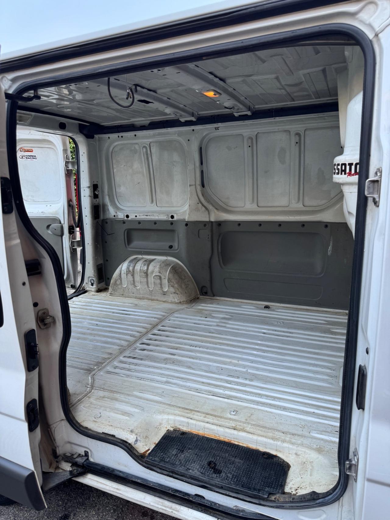 Opel Vivaro 29 2.0 CDTI 120CV PL-TN Furgone Easytronic