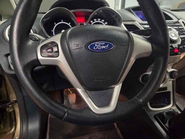 FORD Fiesta 1.4 TDCi 70CV 5 porte Titanium