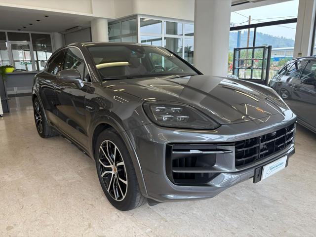 PORSCHE Cayenne Coupé 3.0 V6 S E-Hybrid ASSE POST. STERZ.-ACC