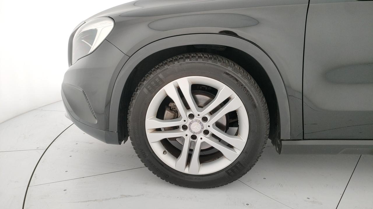 Mercedes-Benz GLA 180 d (cdi) Sport