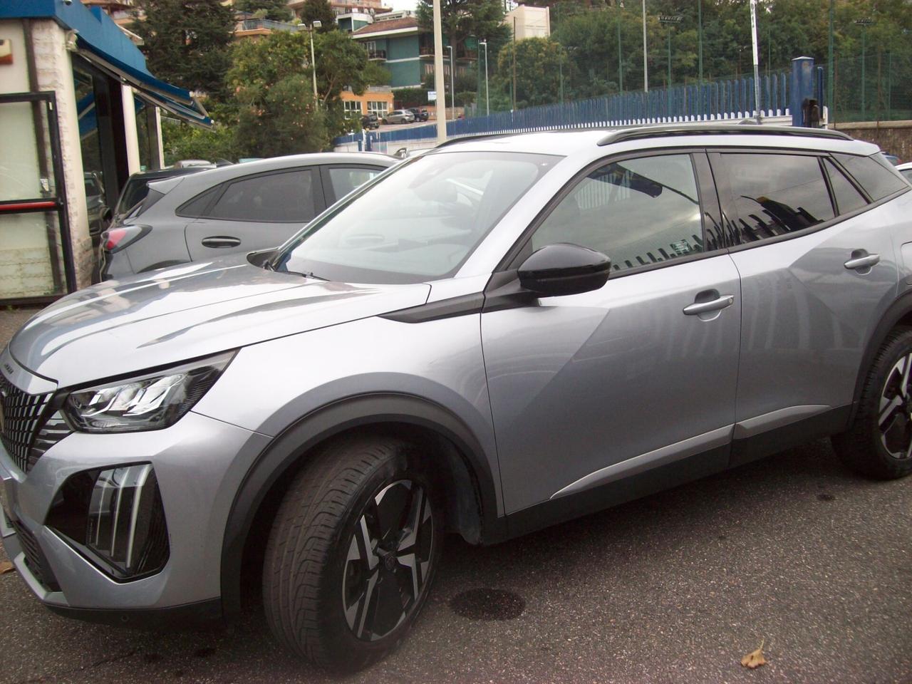 Peugeot 2008 PureTech 130 S&S EAT8 Allure