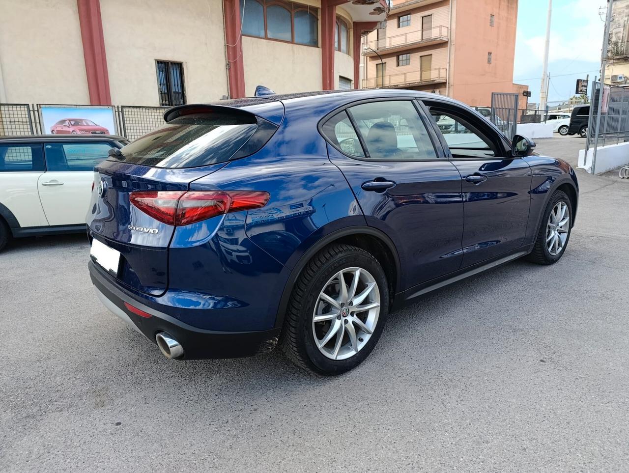 Alfa Romeo Stelvio 2.2 Turbodiesel 190 CV AT8 RWD Business