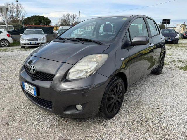 TOYOTA Yaris 1.0 5 porte Sol