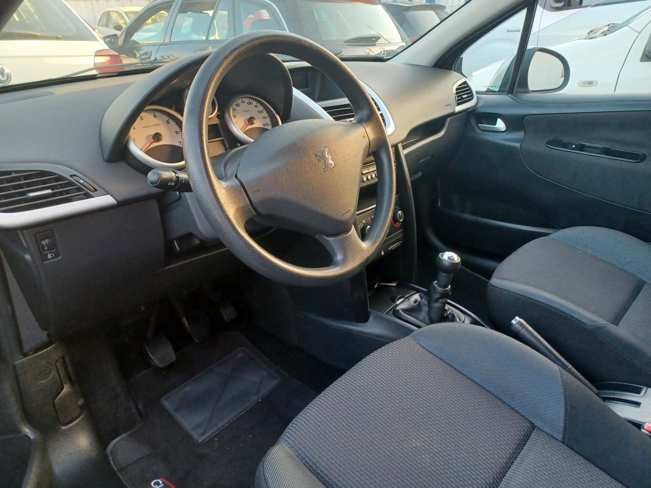 Peugeot 207 1.4 Benzina S.W. ANNO 2011