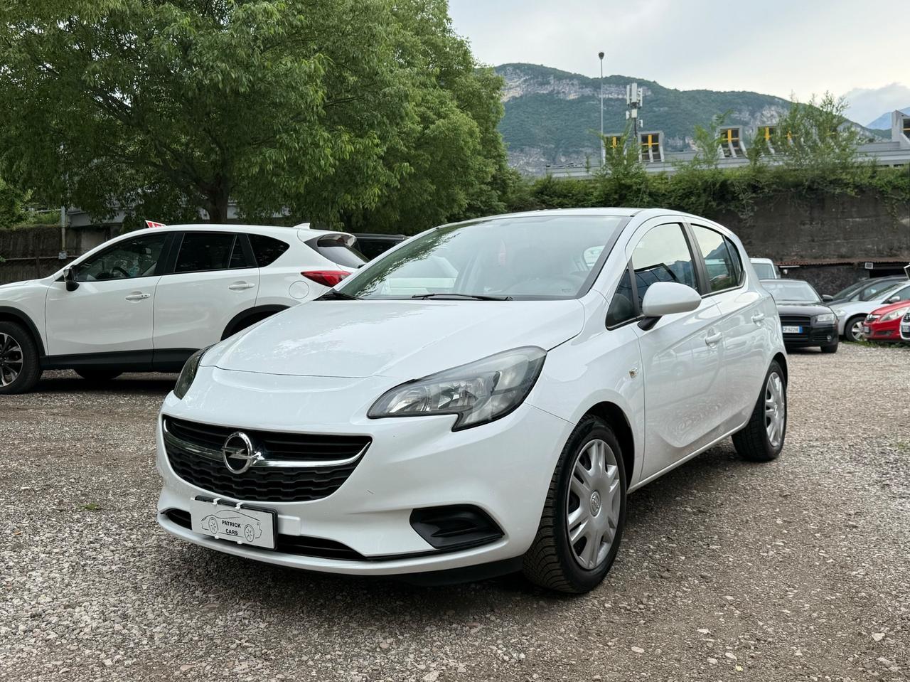 Opel Corsa ok neopatentati GARANZIA 12 MESI