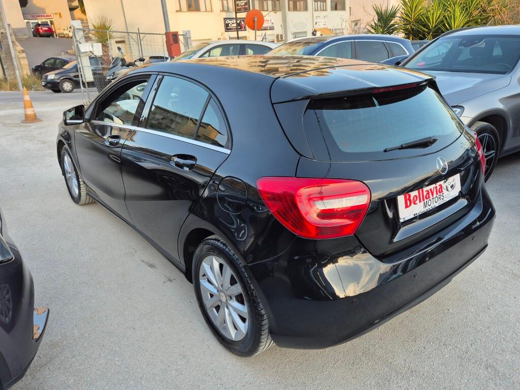 Mercedes A 180 d business 110cv