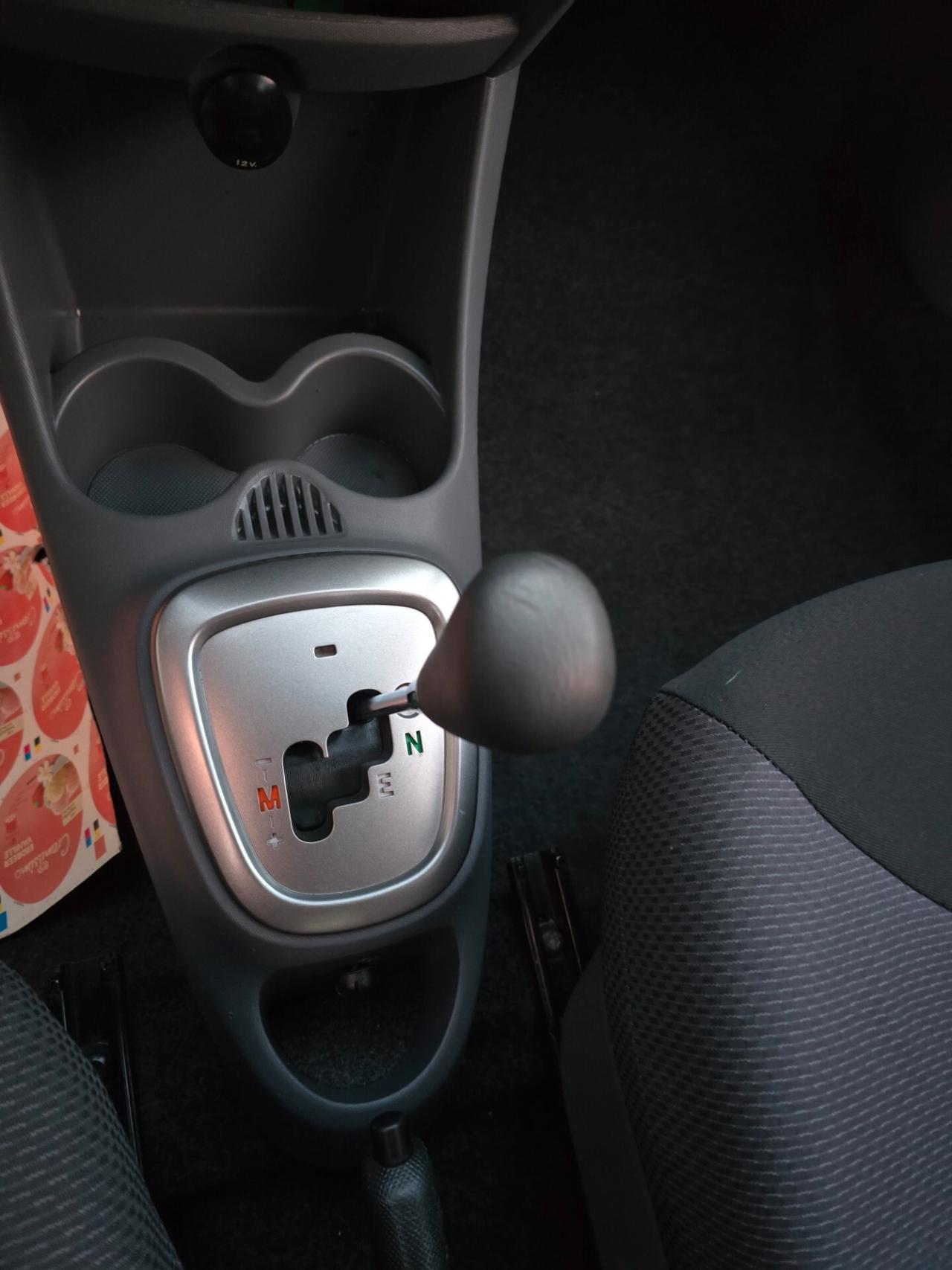 Toyota Aygo 1.0 12V VVT-i 5 porte Sound AUTOMATICA