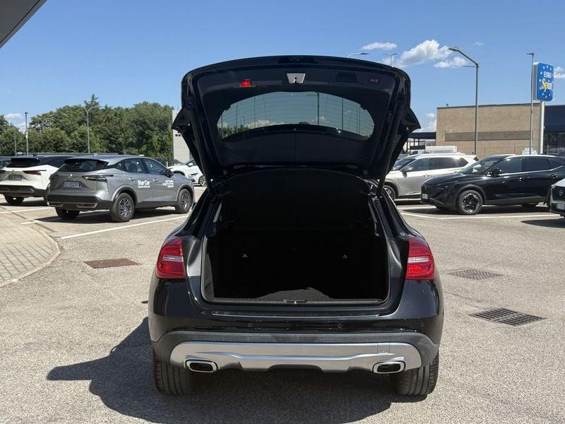 Mercedes-Benz GLA 200 d Automatic 4MATIC Sport