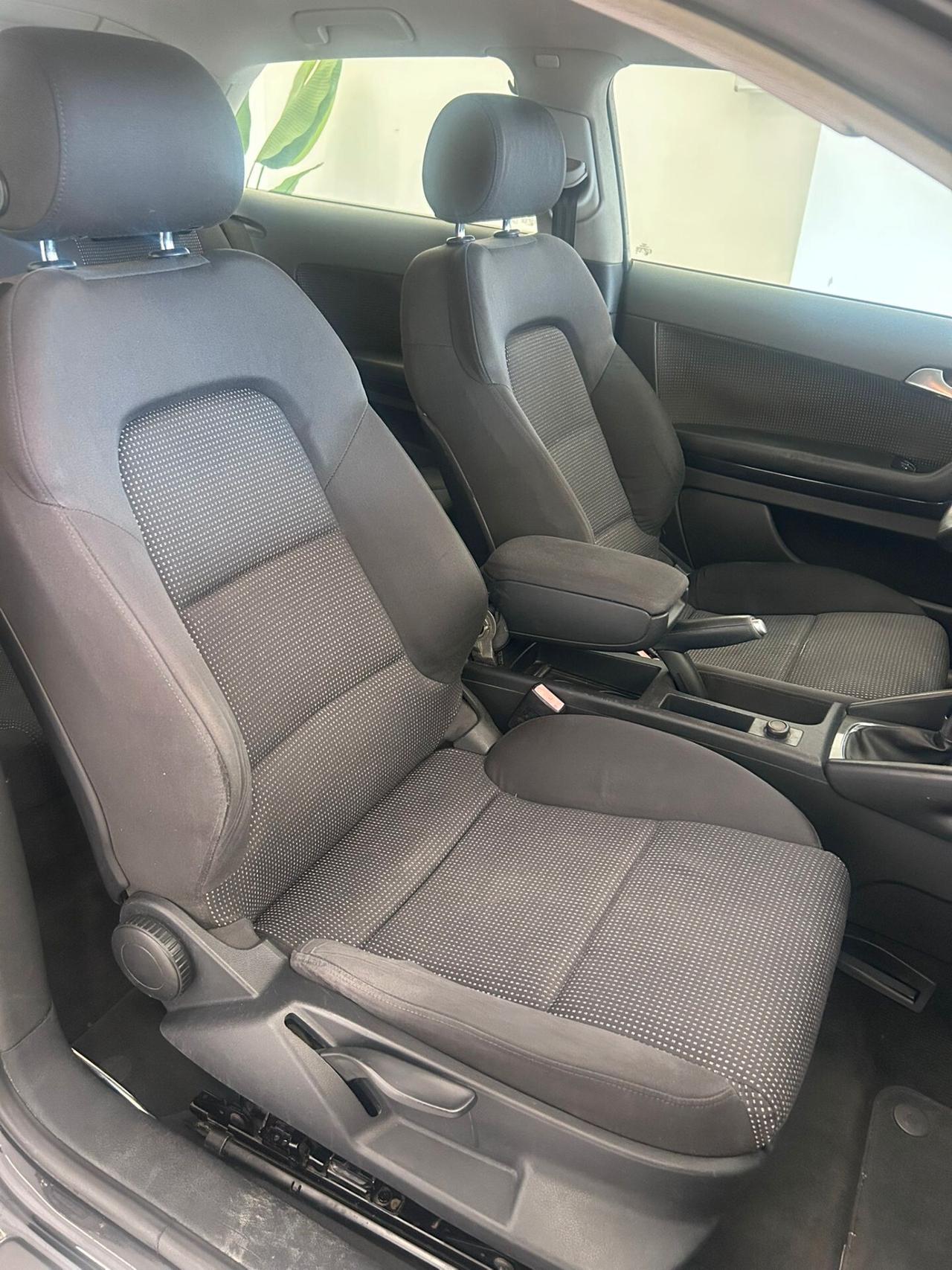Audi A3 2.0 TDI 140CV Ambiente 2006