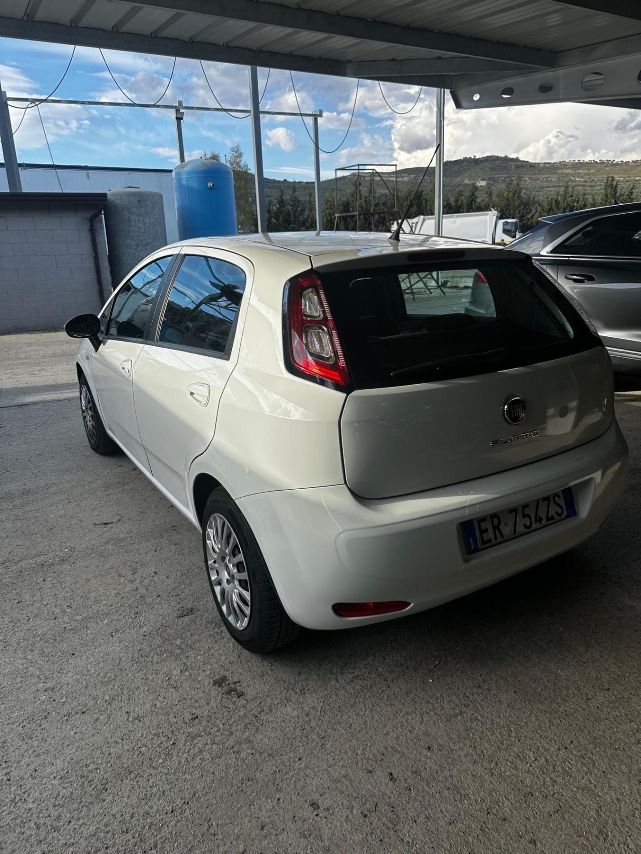 Fiat Punto 1.3 MJT II 75 CV 5 porte Lounge