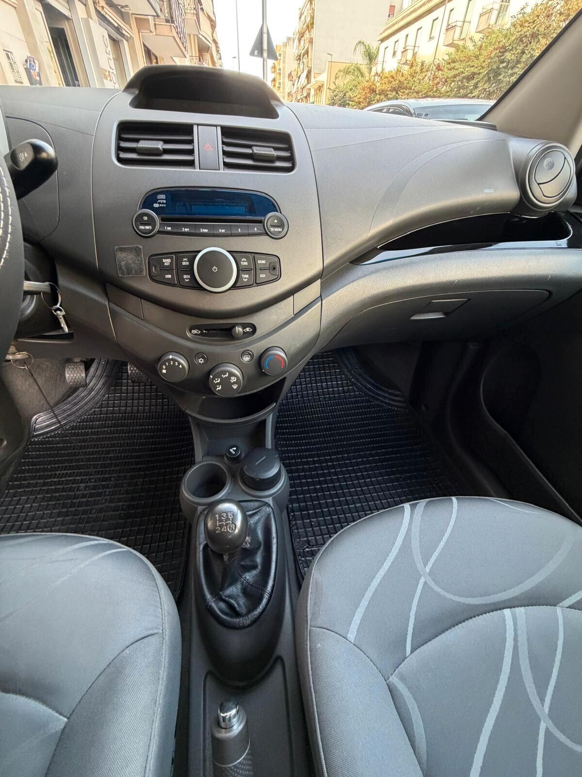 Chevrolet Spark Plus 1.0 2010