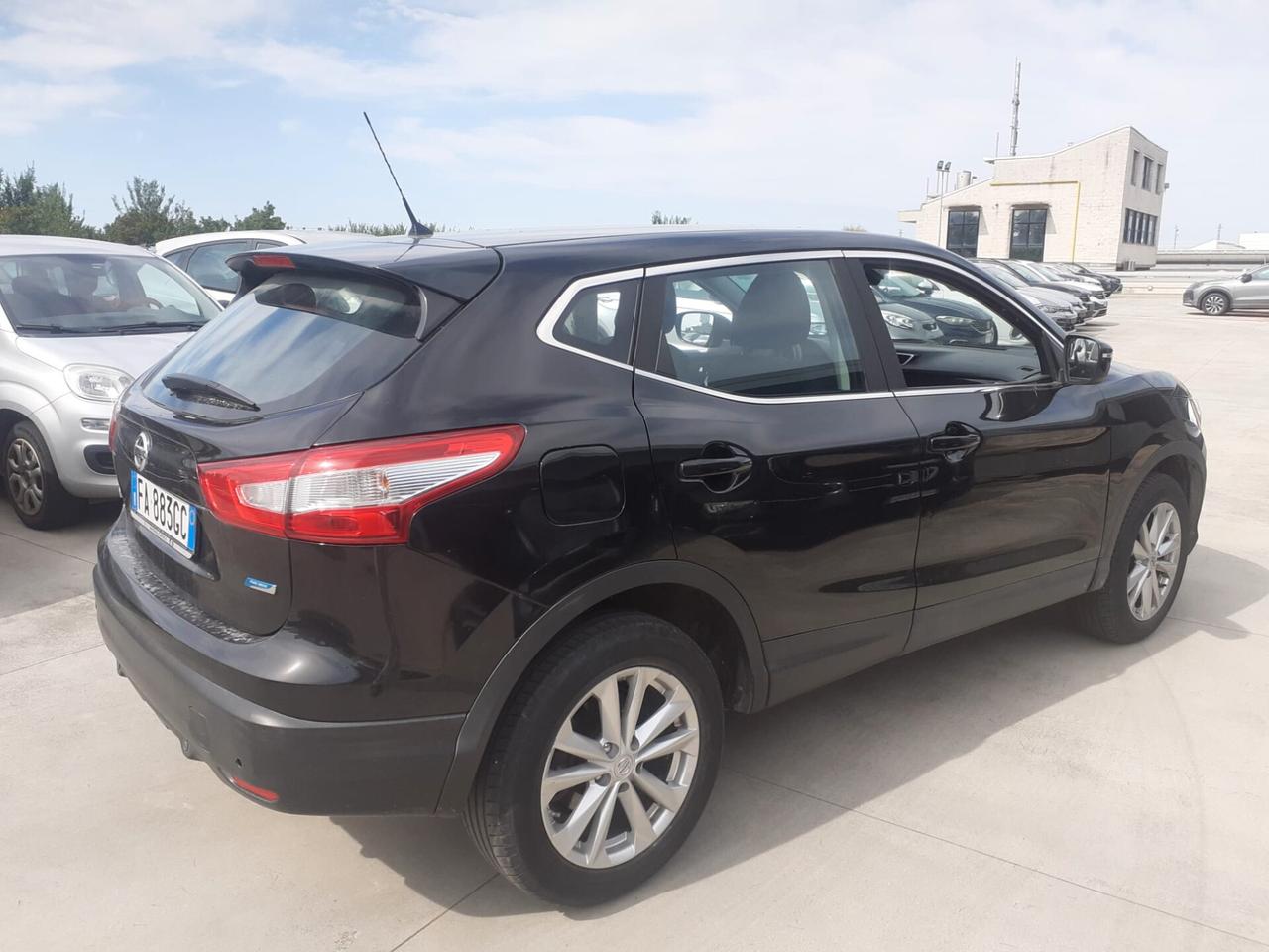 Nissan Qashqai 1.5 dCi Tekna - 2015