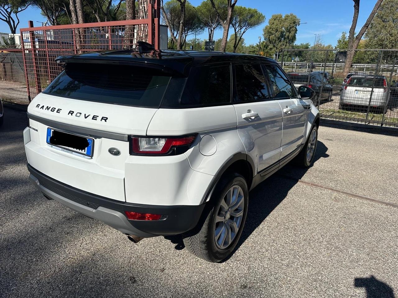 Land Rover Range Evoque 2.0 eD4 5p. SE Dynamic