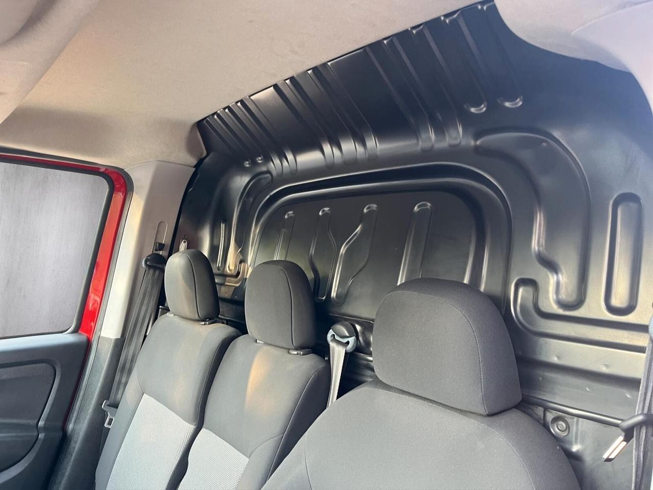 Fiat Doblo Doblò 1.6 MJT 105CV S&S PC-TN Cargo Business