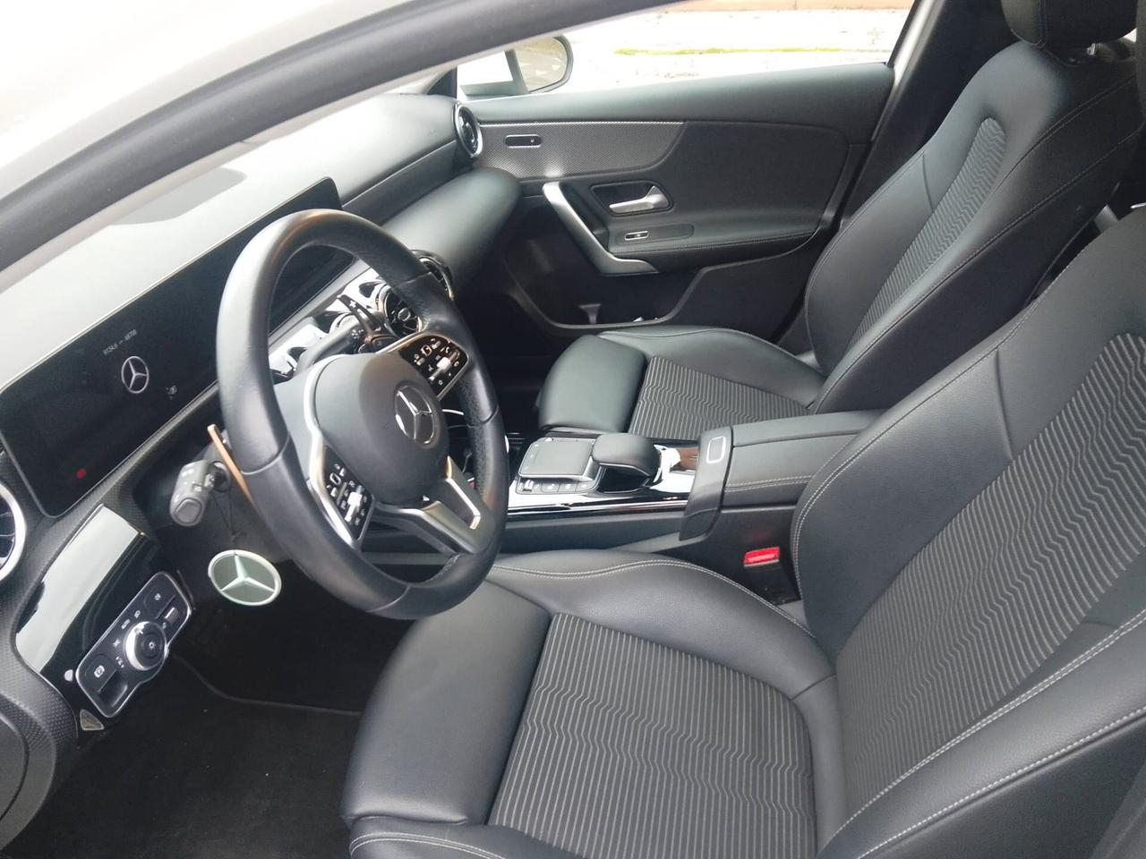 Mercedes-benz A 220 d Automatic Sport
