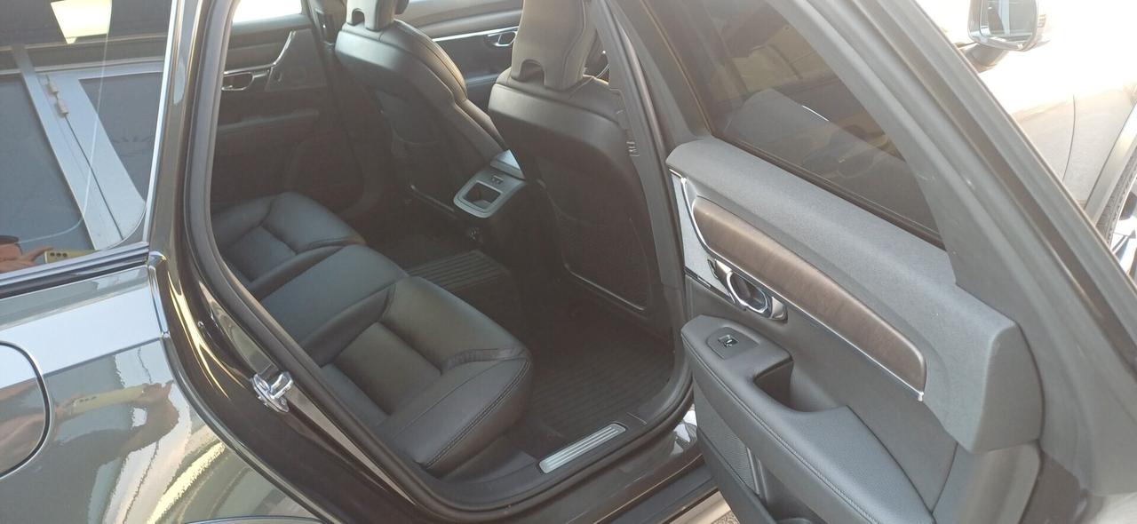 Volvo V90 Cross Country D4 AWD Geartronic Ocean Race