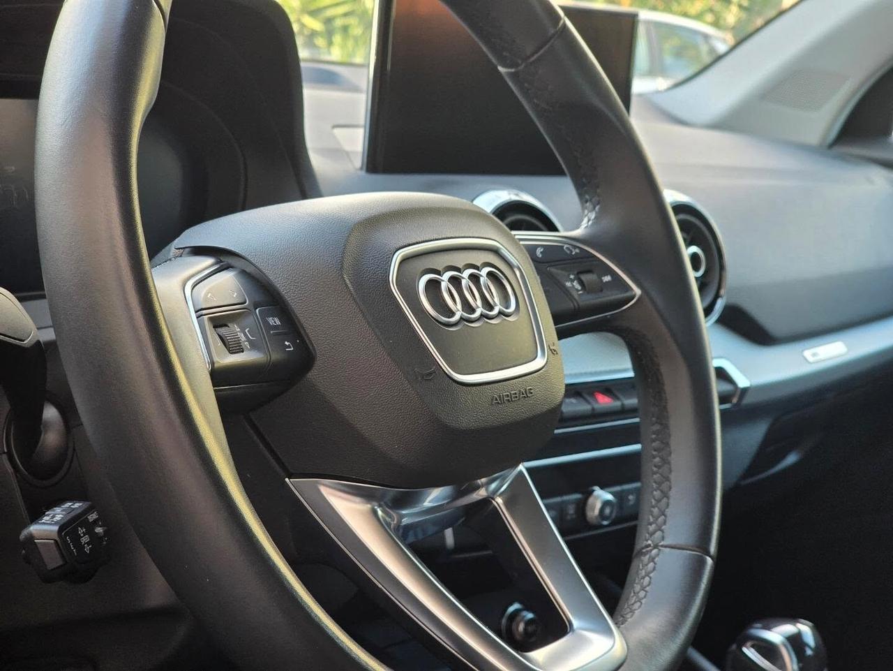 Audi Q2 30 TDI S tronic Business