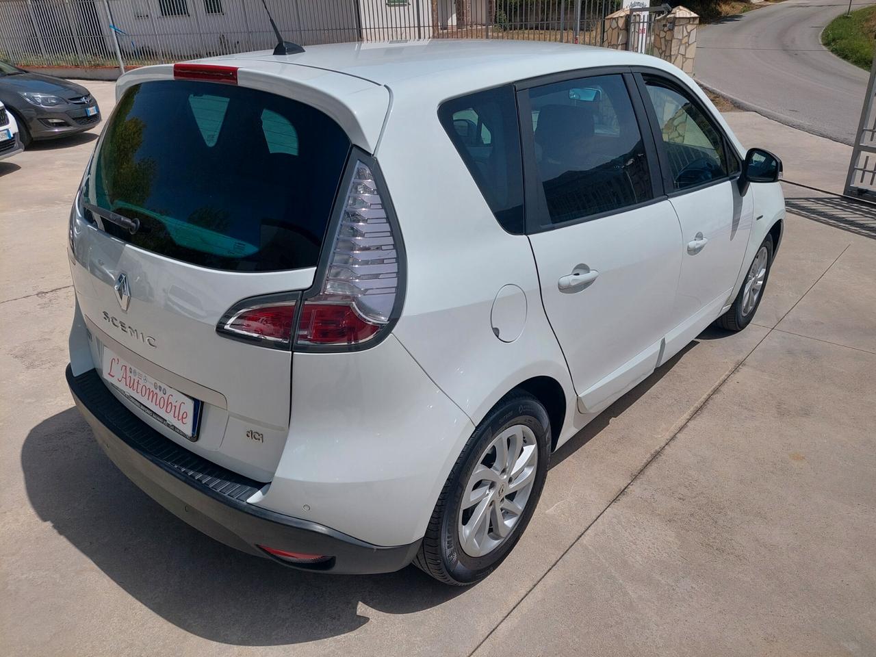 Renault Scenic XMod 1.5 dCi 110 CV Limited