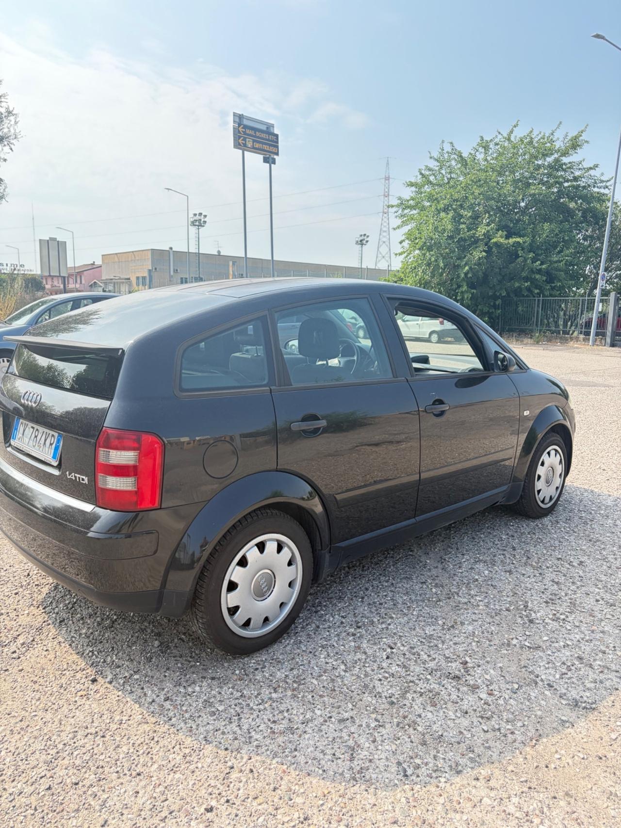 Audi A2 1.4 TDI NEOPATENTATI