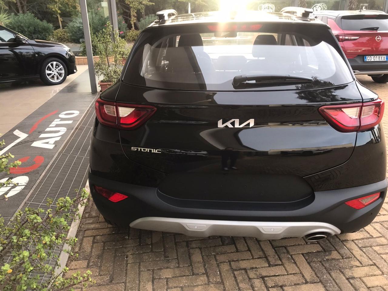 Kia Stonic 1.0 T-GDi 100 CV MHEV MT Urban