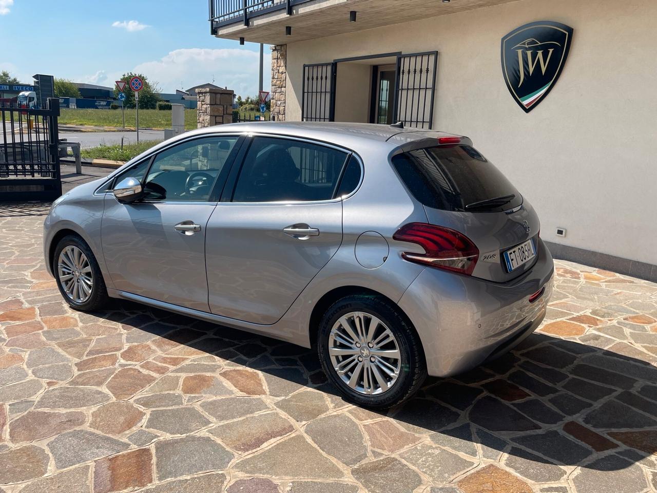 Peugeot 208 PureTech Turbo 110 EAT6 S&S 5 porte Allure