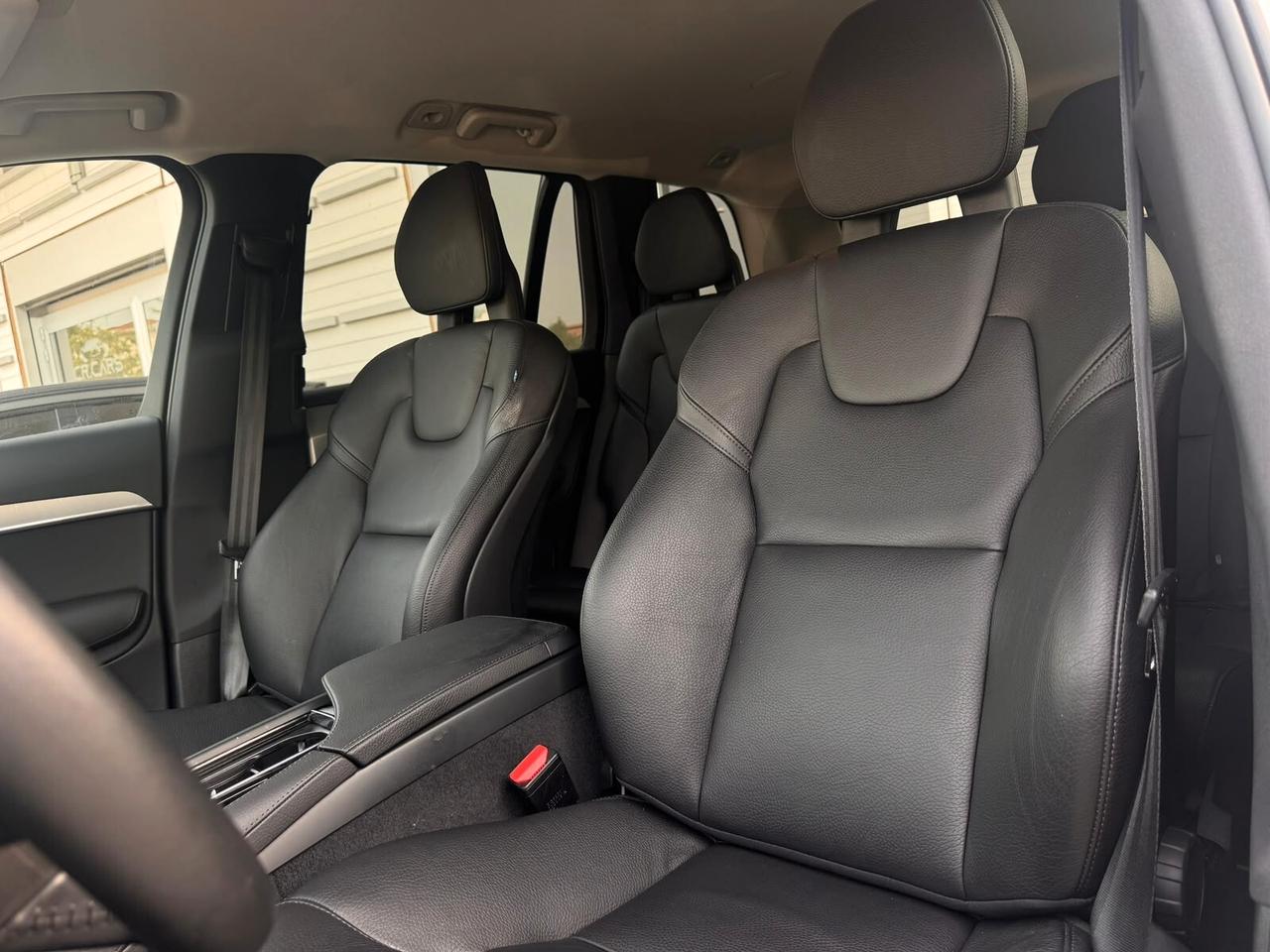 Volvo XC 90 XC90 B5 AWD Geartronic Momentum Pro